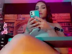 Amateur Private Sex Chat of emeli_roushot