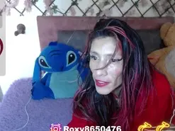 Amateur Live Sex Cam of roxy_roxxan