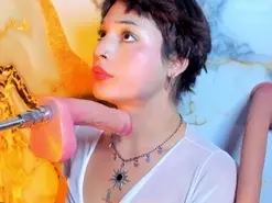 Amateur Watch Live Sex Cams of mlucreciasucker