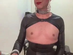 Cam4 Live Porn of priscillacro