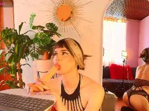Cam4 Live Sex Cam of im_eva