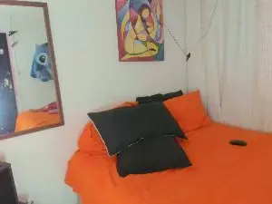 Cam4 Free Live Porn of valentina498