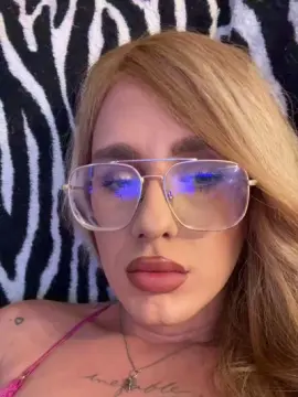Cam4 Watch Live Sex Cams of Paulamonroe