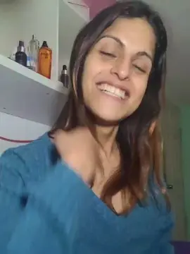 Cam4 Watch Live Sex Cams of QuennMath32