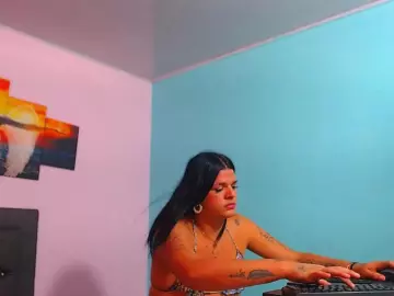 Cam4 Live Porn of eloisaath