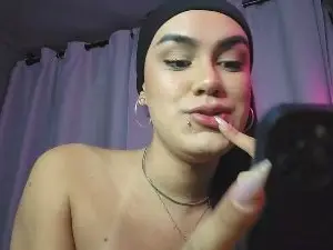 Cam4 Free Porn Cam of brubaby