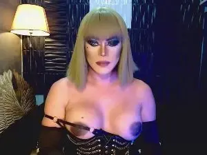 Cam4 Live Porn of MistressAlliyah