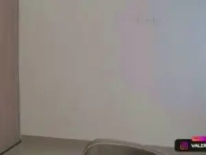 Cam4 Watch Live Sex Cams of valeria032
