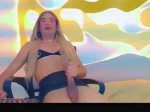 Cam4 Live Sex of MaiteCandyxx