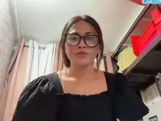 Camsoda Private Sex Chat of averagegirl