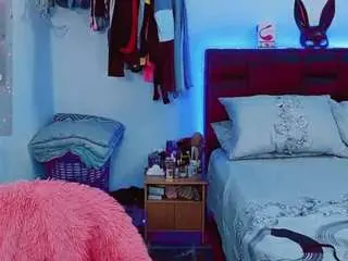 Camsoda Nude Webcam of azley-sweet