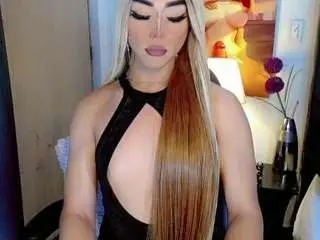 Camsoda Nude Webcam of anaiisvelvet
