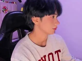 Camsoda Sex Cam of eriolwest
