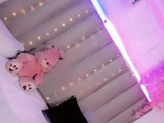 Camsoda Watch Live Sex Cams of ninaa-keyli