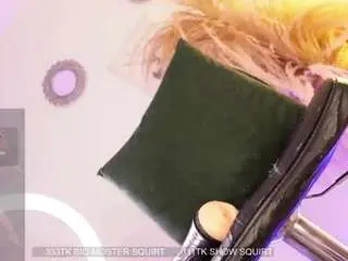 Camsoda Live Sex of isabigsquirt