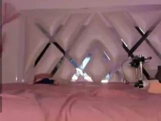 Camsoda Live Sex Cam of mia-royal