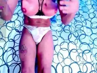 Camsoda Nude Webcam of lunitabitch
