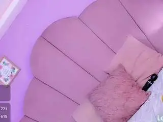 Camsoda Nude Webcam of vanessapintoo