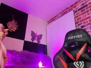 Camsoda Adult Webcam of aleja-hill