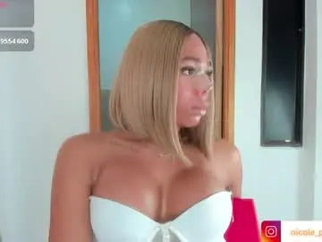 Chaturbate Watch Live Sex Cams of nicoleparadise_