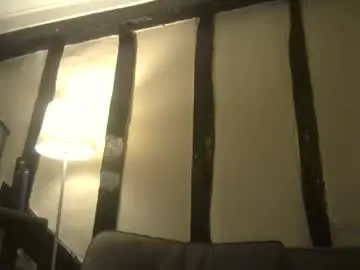 Chaturbate Live Sex Cam of chloe_vern