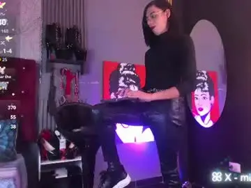 Chaturbate Nude Webcam of miss_nicolesds
