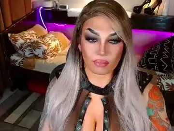 Chaturbate Live Sex Cam of imurwildtruequeen