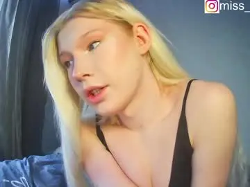 Chaturbate Live Sex Cam of soska_albinosk