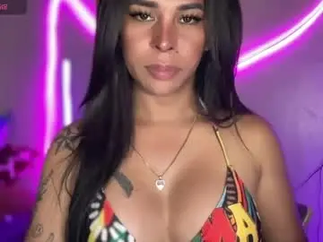 Chaturbate Live Sex Cam of bigcockamanda23