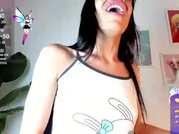 Chaturbate Nude Webcam of gia_demiee