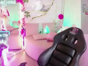 Chaturbate Live Sex Cam of sakura_tay1