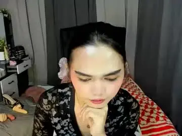 Chaturbate Live Sex Cam of naughty_emmats