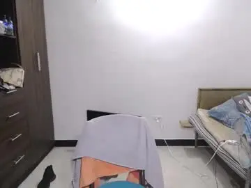 Chaturbate Watch Live Sex Cams of pia_alonzo30