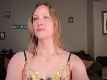 Chaturbate Best Webcam of greenxxxqueen