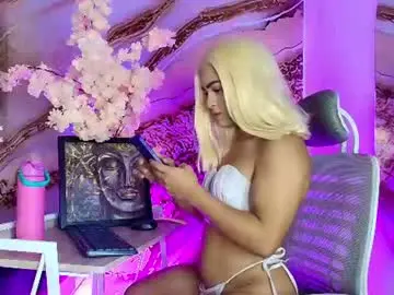 Chaturbate Free Porn Cam of cute_horny12