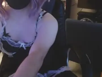 Chaturbate Live Sex Cam of smolkuro