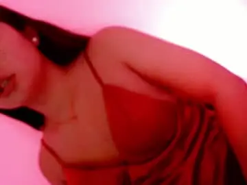 Chaturbate Nude Webcam of feminine_elle