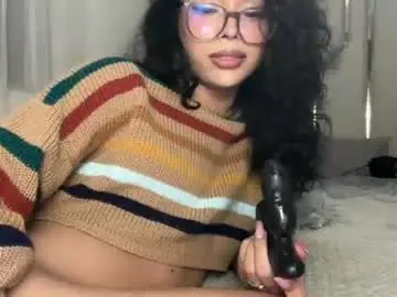 Chaturbate Watch Live Sex Cams of samanthabernardo_