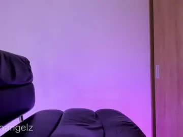 Chaturbate Live Porn of sarah_angelz
