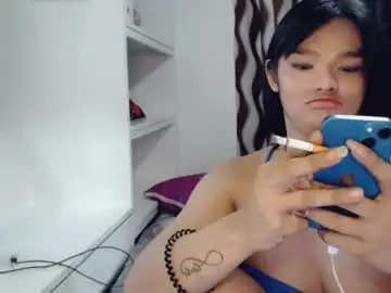 Chaturbate Adult Video Chat of kylieebarbie97