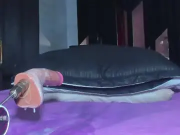 Chaturbate Live Sex Cam of sam_naughty18
