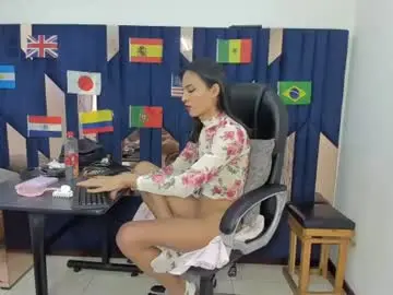 Chaturbate Adult Webcams of aisha_hotts777