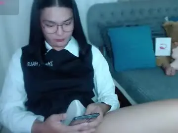 Chaturbate Watch Live Sex Cams of zhaviahale