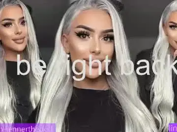 Chaturbate Watch Live Sex Cams of kristhedoll