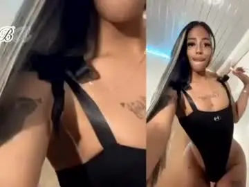 Chaturbate Live Sex Cam of clermontt