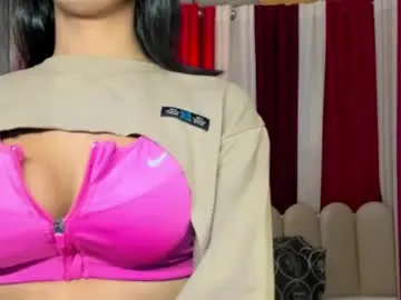 Chaturbate Live Sex Cam of latina_asian