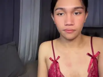 Chaturbate Adult Video Chat of roxiethogersen