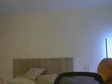 Chaturbate Sex Cam of mmmayra_0x