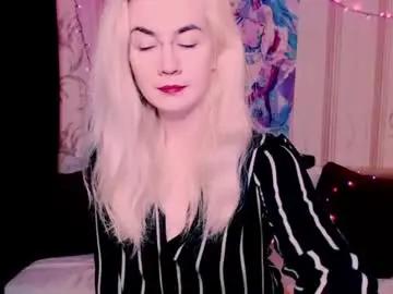 Chaturbate Watch Live Sex Cams of carinfox