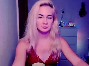 Chaturbate Live Sex Cam of carinfox